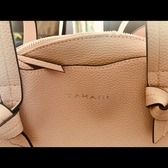 Tahari bag - Picture 2 of 7